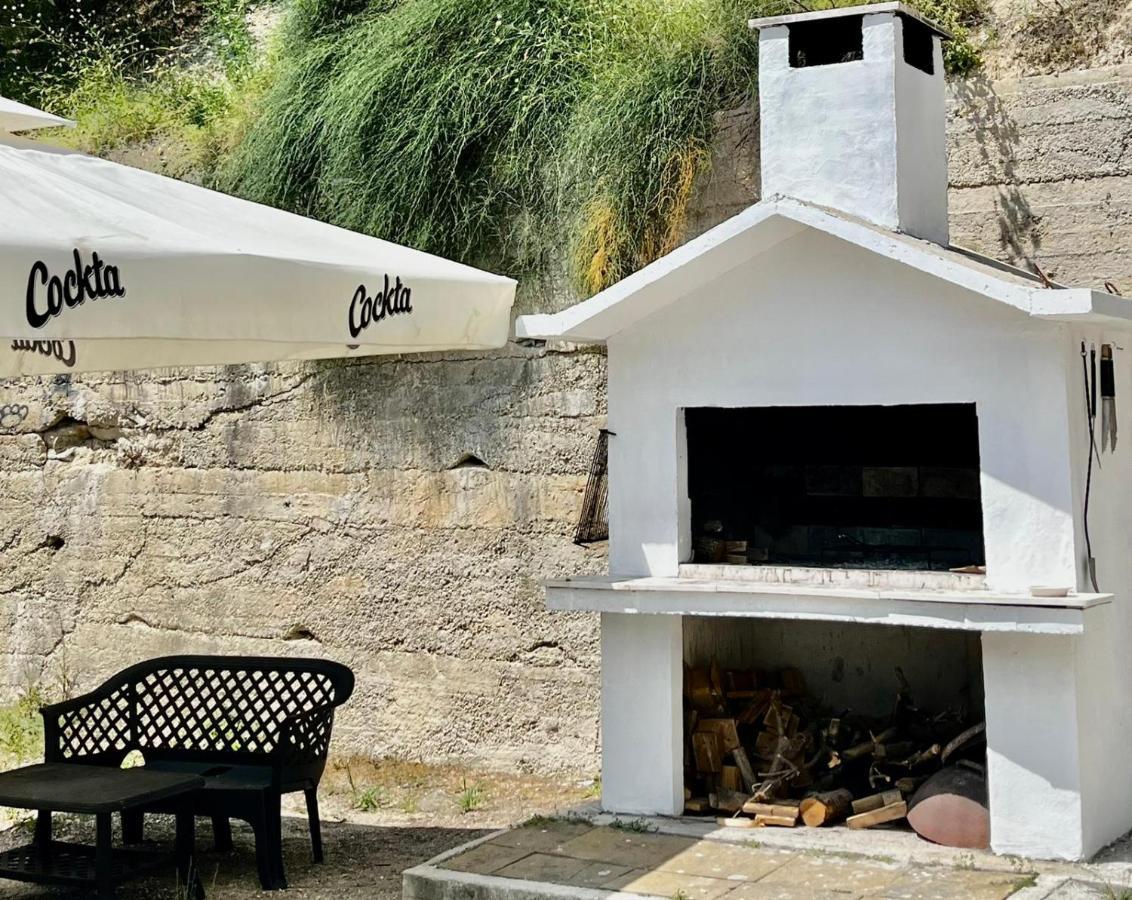 Apartmani Branko Vojnovic Omiš Buitenkant foto