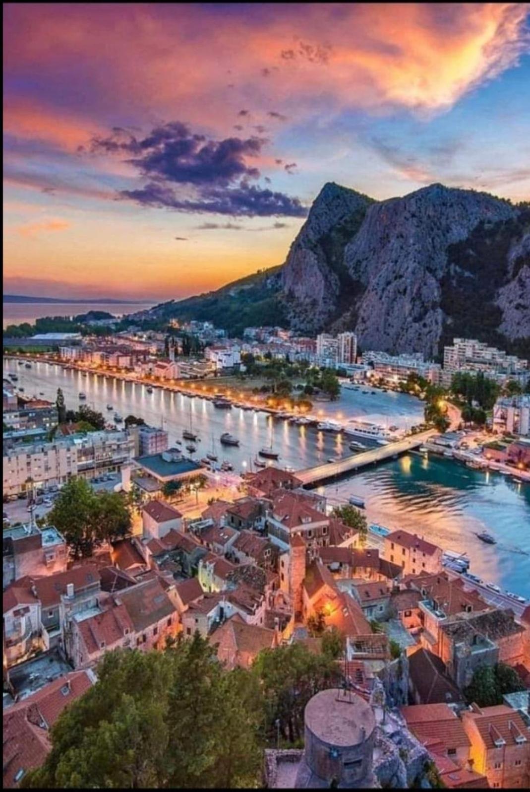 Apartmani Branko Vojnovic Omiš Buitenkant foto