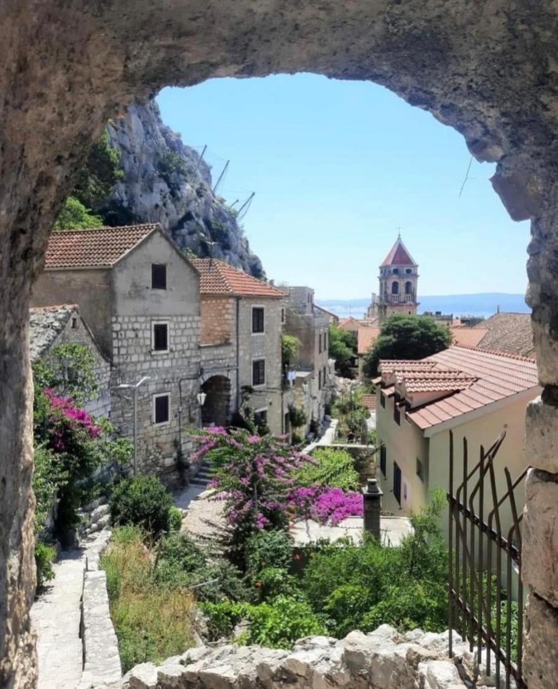Apartmani Branko Vojnovic Omiš Kamer foto