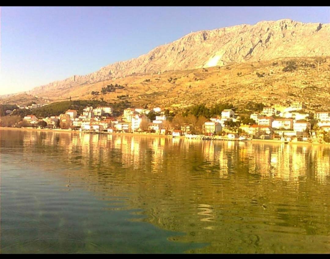 Apartmani Branko Vojnovic Omiš Kamer foto
